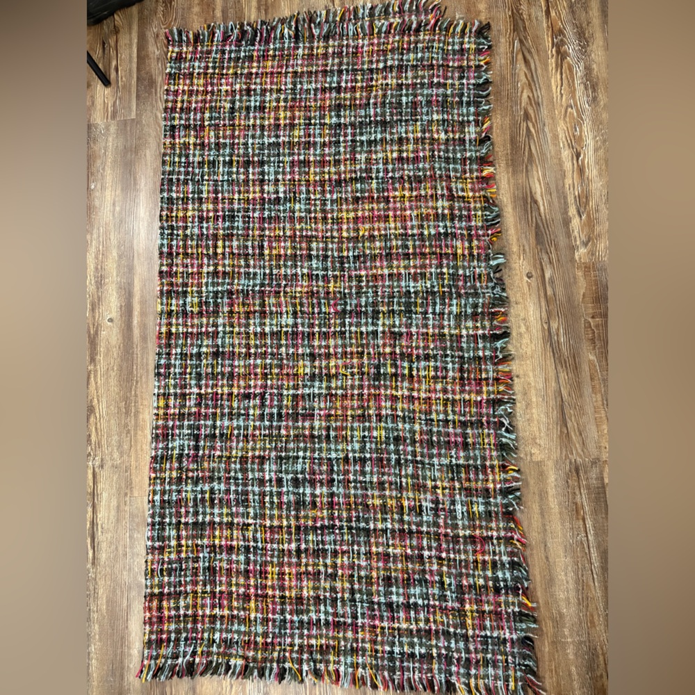 Apt 9 Multicolor Woven Soft Woven Fringe Edge Blanket Scarf 50x50 Winter Cozy - Picture 2 of 3